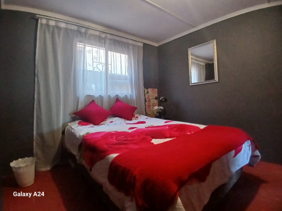 3 Bedroom Property for Sale in Scenery Park Eastern Cape